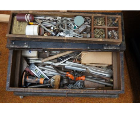 Vintage tool box with good quality tools 