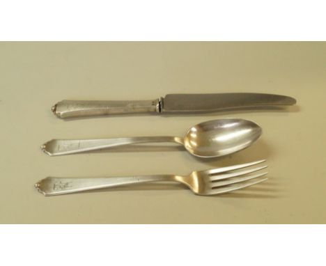 A continental .800 knife, fork and spoon.