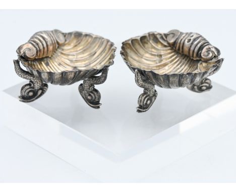 A pair Edward VII silver table salts, Birmingham, circa 1907/1908, approx. 1.133oz.