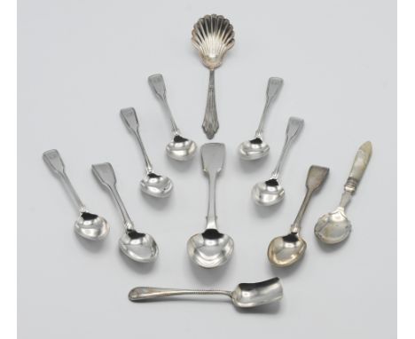 A sterling silver long handled and scalloped caddy spoon, an assortment of silver teaspoons etc. Approx 7.80oz