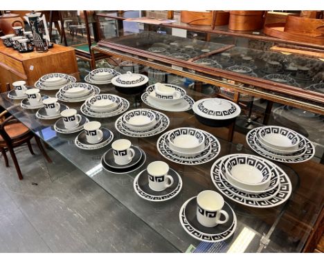 A COLLECTION OF WEDGWOOD SUSIE COOPER DESIGN 'KEYSTONE' DINNERWAREcomprising eight dinner plates 27cm diameter, eight dessert