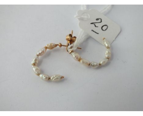 Pair of 9ct river pearl earrings