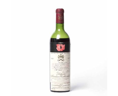 CHATEAU MOUTON ROTHSCHILD 1972 2EME CRU CLASSE
A.C. Pauillac, Bordeaux, France. 73cl, 12% volume
A very interesting vintage f