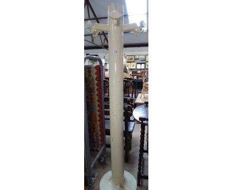 A mid-century Italian cream plastic hat / coat stand, MOD Planta, by Anonime Castelli, moulded marks to the base, 860cm