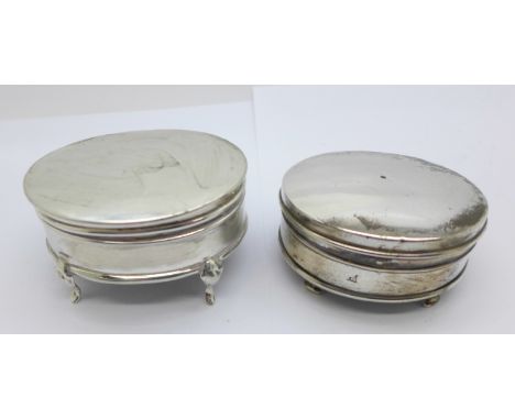 Two silver trinket boxes, 109g gross weight