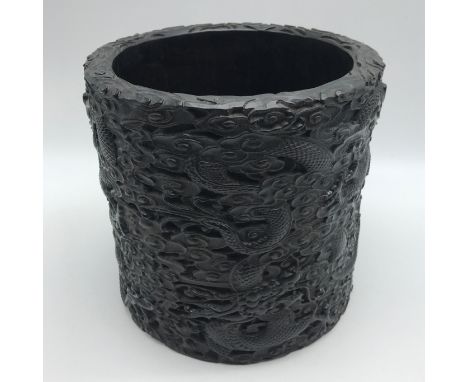 A LARGE ZITAN CHINESE BRUSH POT / SCROLL HOLDER WITH FINELY CARVED DECORATION DEPICTING DRAGONS AND SCROLLING CLOUDS,ALL IN L