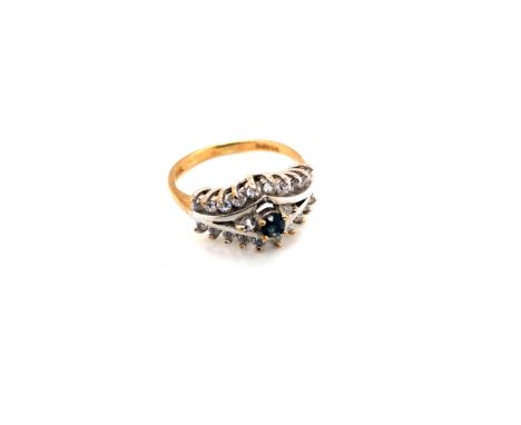 A 9ct HALLMARKED GOLD SAPPHIRE AND CZ CLAW SET DRESS RING. FINGER SIZE N. WEIGHT 3.28grms. 