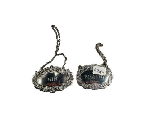 2 SILVER DRINKS LABELS