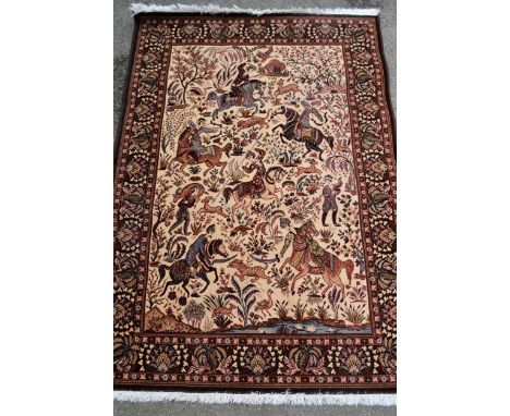 Machine woven hunting pattern rug 