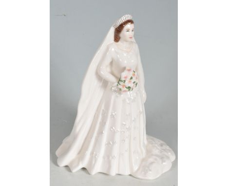 A 21st century Royal Worcester porcelain figurine of Her Majesty Queen Elizabeth II commemorating the Diamond Wedding Anniver