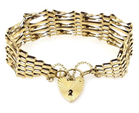Gold seven bar gate bracelet, hallmarked 9ct Condition Report Approx 13.6gmClick here for further images, condition, auction 