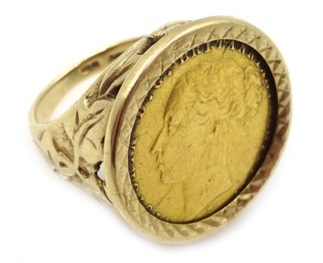 1879 gold sovereign loose mounted in 9ct gold ring, stamped 375  Condition Report Approx 16.1gm grossClick here for further i
