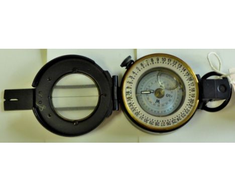 British 1980s Military Compass, made: U.S.I.L., in brilliant condition. 