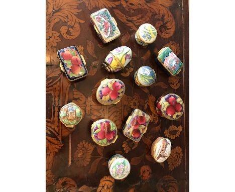 Ten assorted miniature Moorcroft enamel lidded trinket boxes, various patterns, and three others (13)