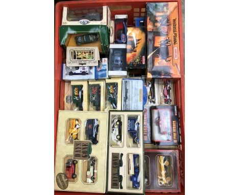 Die cast , large quantity in one container, includes Matchbox, Corgi, Lledo, etc.&nbsp;
