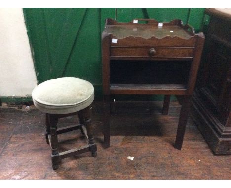 A George III mahogany commode (AF), fitted with a single drawer, the door missing, gallery top, standing on square legs, 79cm