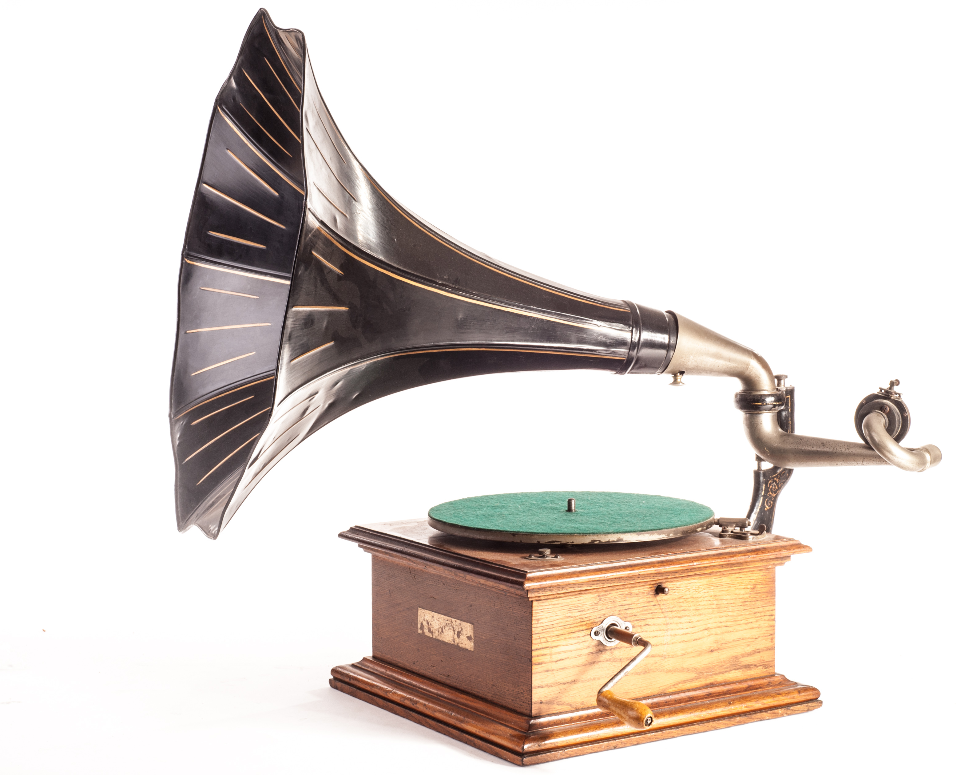 Horn Gramophone: a Gramophone Co. Intermediate Monarch, with bevel ...