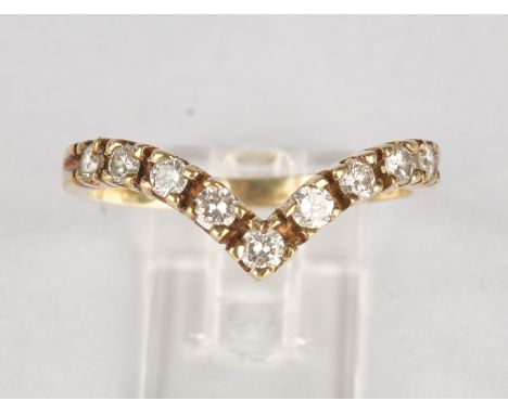 Ring, GG 585, 9 Brillanten zus. ca. 0.30 ct., ca. 2.52 g, RM 56