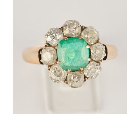 Ring, RG, Smaragd ca. 1.0 ct., 8 Altschliffdiamanten zus. ca. 1.50 ct., ca. 4.45 g, RM 57