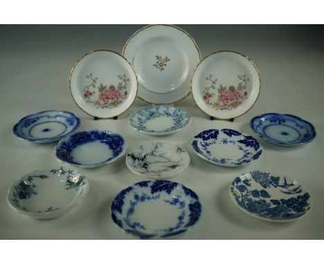 19th Century and later pin dishes / miniature or toy plates