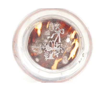 A George V silver-mounted tortoiseshell pin dish, London, 1918, 8.5 cm