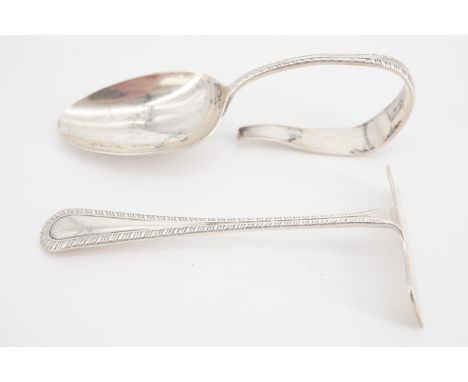 A George V child's silver spoon and pusher cutlery set