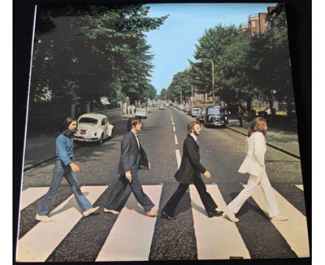 THE BEATLES - ABBEY ROAD - A great condition early UK pressing of the 1969 release, issued on Apple (PCS 7088). This 1st pres