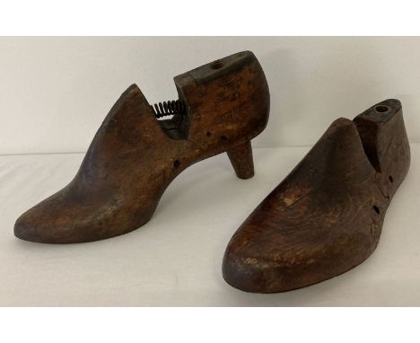 2 vintage cobblers shoe lasts. A flat shoe last by Peak size 6½  E. Together with a heeled shoe Last by Davey Lester size 6. 