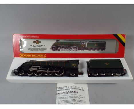 00 Gauge Hornby Railways R. 350 BRc 462 A4 Class Number 60022 Mallard. 