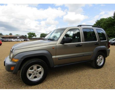 Make &amp; Model: Jeep Cherokee CRD SportDate of Reg: NU55 ETYColour: Greencc: 2776MoT: 31-01-2023Fuel Type: DIESELMileage: 8