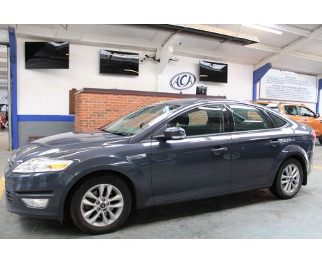 Make &amp; Model: Ford Mondeo Zetec TDCIDate of Reg: MV12 UEHColour: Greycc: 1560MoT: 07-02-2023Fuel Type: DIESELMileage: 112