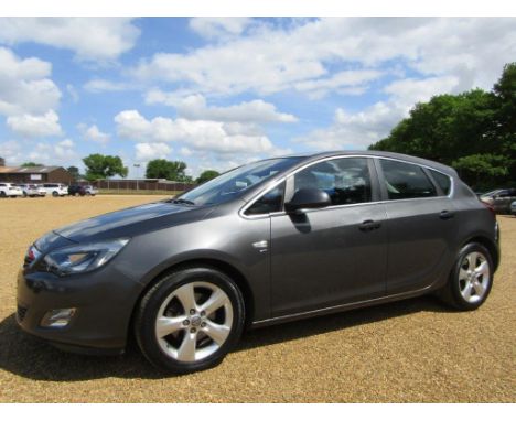 Make &amp; Model: Vauxhall Astra SRI CDTIDate of Reg: DY12 TVCColour: Greycc: 1956MoT: 09-11-2022Fuel Type: DIESELMileage: 78