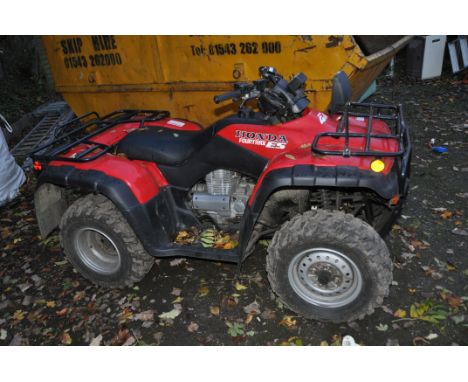 A HONDA FOURTRAX ES TRX350FE1 QUADBIKE ATV, 329cc petrol engine, Farm Easy limiter fitted (condition report: new ignition and