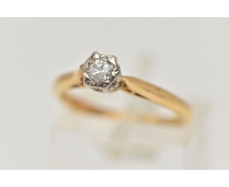 AN 18CT GOLD DIAMOND SINGLE STONE RING, illusion set round brilliant cut diamond, estimated diamond weight 0.10ct, pinched sh