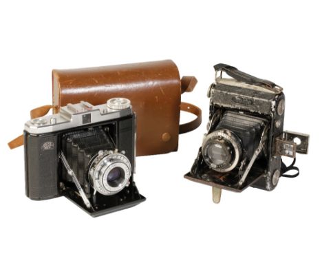 ZEISS IKON Nettar folding camera Nover 75mm f 4.5 lens in original leather case and Zeiss Ikonta folding camera 7 cm f 3.5 No