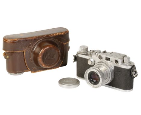 LEICA IIIC No 465037 collapsible Elmar 50 mm f 2.8 No 1669820 lens cap and original brown leather case 