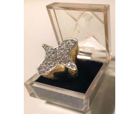 ELVIS PRESLEY PERSONALLY OWNED AND WORN DIAMOND &amp; GOLD "CLOVER" RING. Large clover shaped 14k yellow gold ring with 49 sm