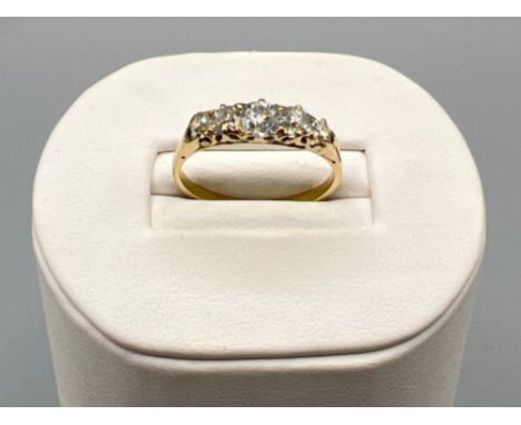 Ladies 18ct gold 5 stone diamond ring, (approx 1ct) size P1/2 (2.7g)