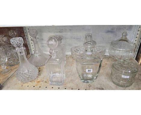 SHELF OF MISC FRUIT BOWLS, DECANTERS INCL; SQUARE & A SHIPS DECANTER