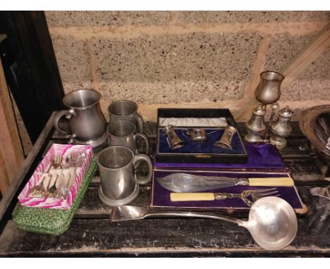 SHELF OF MISC PEWTER & PLATED METALWARE INCL; TEA POTS, GOBLETS, TANKARDS,BOXED CRUET SET & OTHER ITEMS