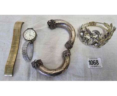BAG WITH LIMIT WATCH, YELLOW METAL BRACELET & A BRACELET POSSIBLY SILVER