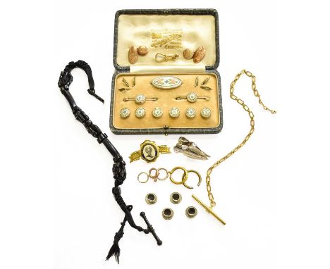 A Quantity of Jewellery, including a pair of 9 carat gold cufflinks, various findings (two stamped '9' and '.375'); a cased s