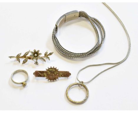 A Small Quantity of Jewellery, including a split pearl brooch, stamped '9CT'; a 9 carat gold brooch; a silver pendant on chai