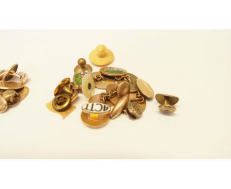 A pair of 9ct gold cufflinks; together with a small quantity of odd 9ct studs, 13.8g; two pairs of metal cufflinks; and a num