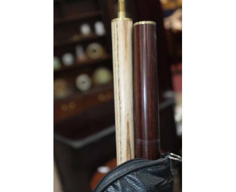 TWO SNOOKER CUES AND A MINOLTA CAMERA IN CASE (3) 