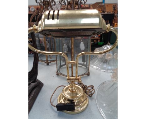 Heavy Vintage Desk Lamp, bankers style , untested with wear&nbsp;