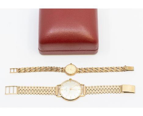 A gentleman's vintage 9ct gold Certina wristwatch, comprising a signed silvered dial with applied gilt baton markers, case ap