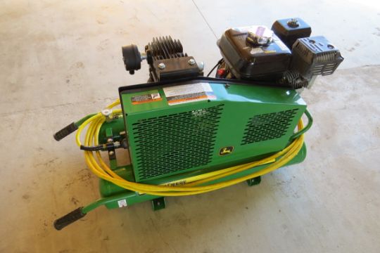 John Deere Air Compressor >> John Deere Model Ac1 8gh Wheel Barrow Style Contractor S Portable John Deere Air Compressor >> John Deere Model Ac1 8gh Wheel Barrow Style Contractor S Portable