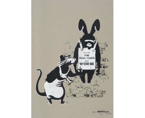 Streetart - - THE REAL NOT BANKSY FRONT. Just like the real thing but worse (S/W). 2019. Screen print auf grauem Karton. 47 x