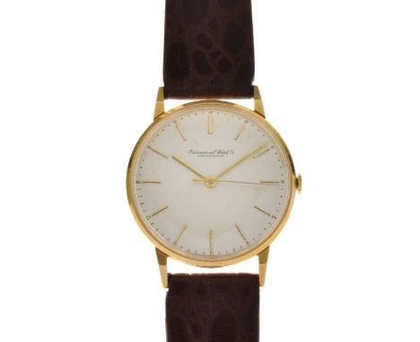International Watch Co., - Schaffhausen - Gentleman's 18ct gold manual wind wristwatch, off-white dial with gilt centre secon